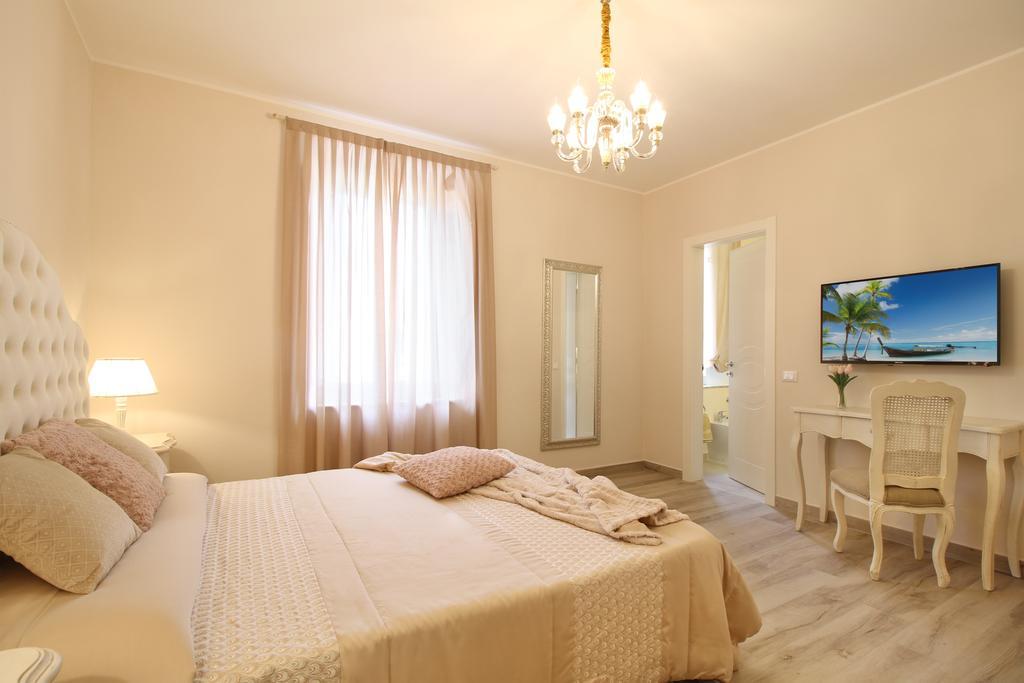 In Chic - No Ztl - Free Parking - Old At 10min By Walk Casa de hóspedes 3*